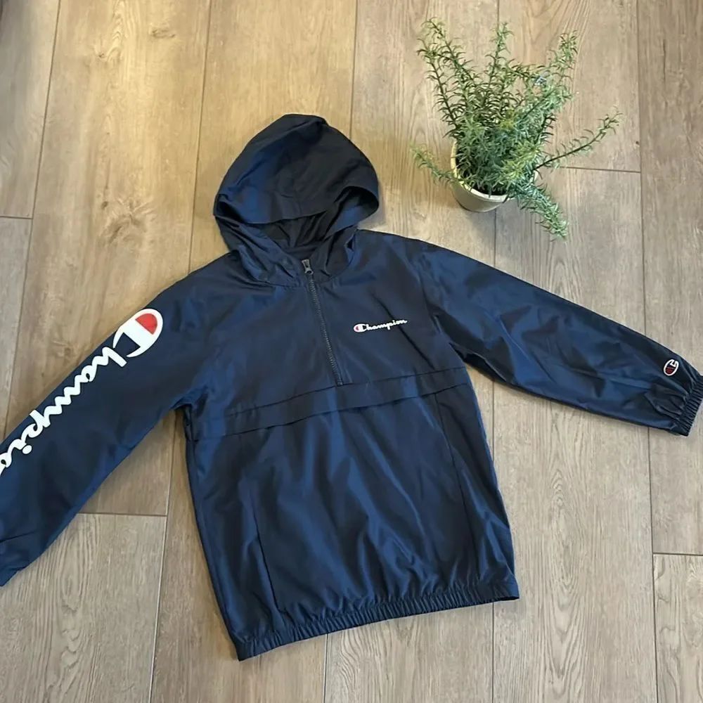 NEW!! BOYS CHAMPION PULLOVER WINDBREAKER NAVY SIZE SMALL NWOT